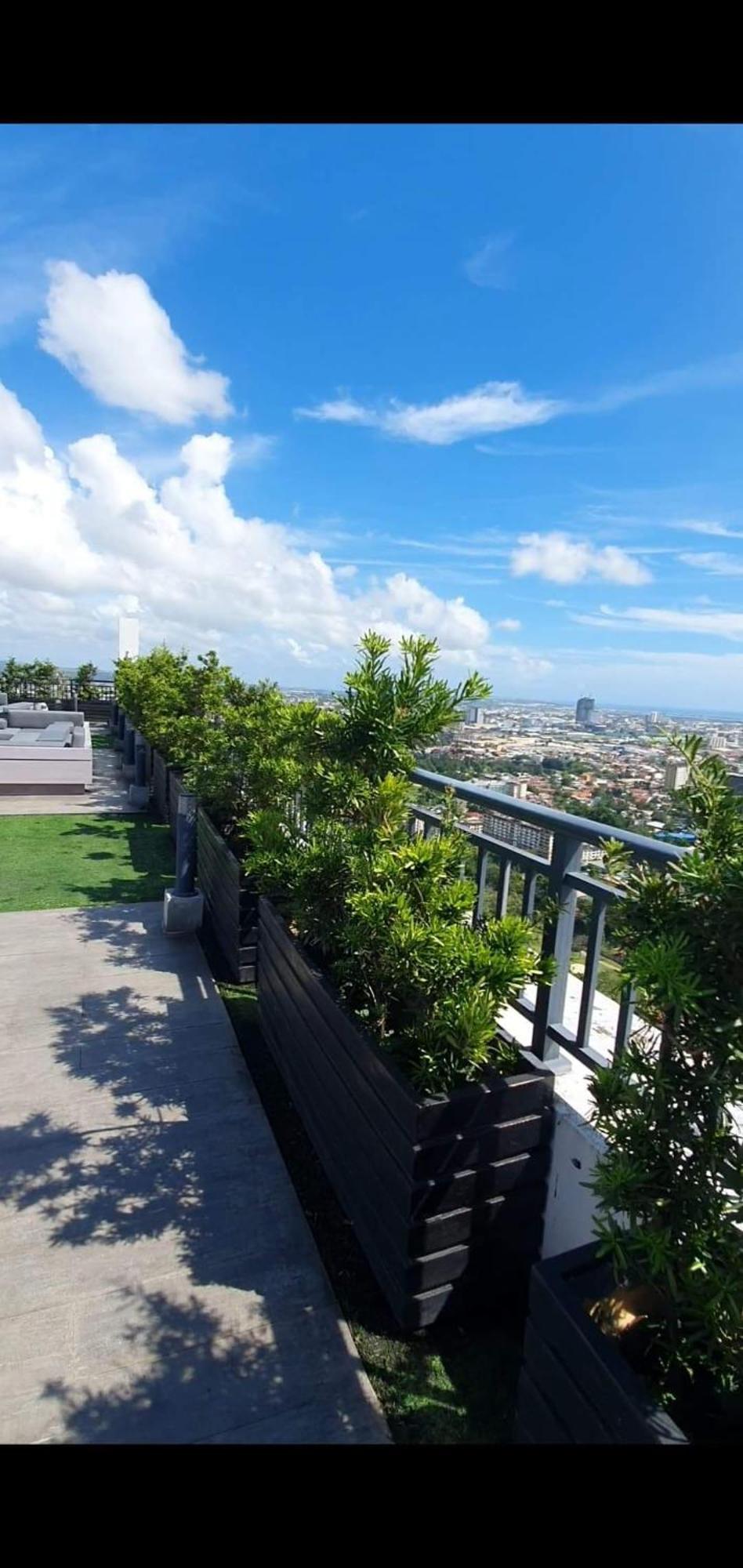 Arlowes At 20F Grand Residences Cebu Екстериор снимка